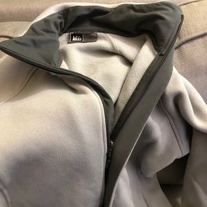 Women’s REI soft shell grey jacket coat
